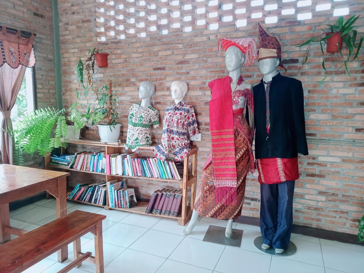 Bua Guest House Medan Luaran gambar