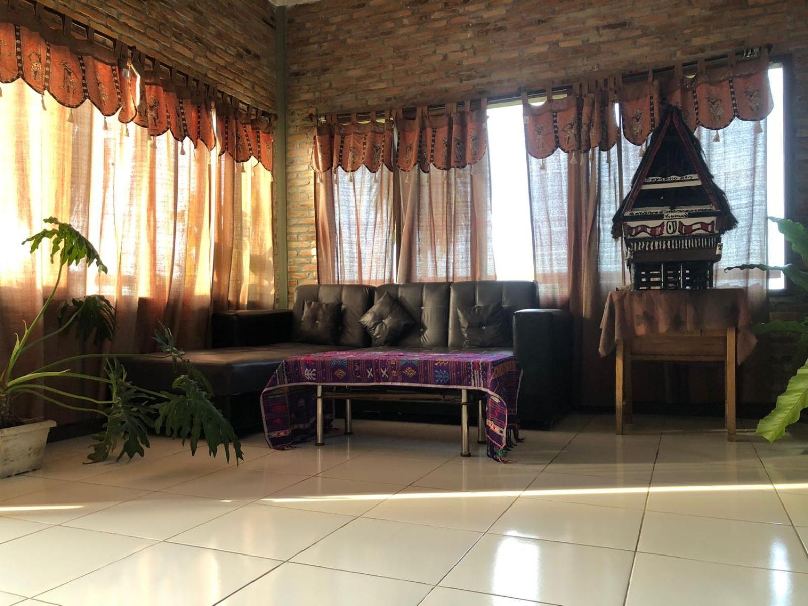 Bua Guest House Medan Luaran gambar